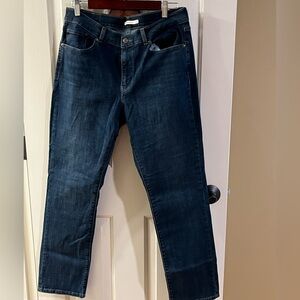 Levi’s Classic Straight Dark Wash Size 12